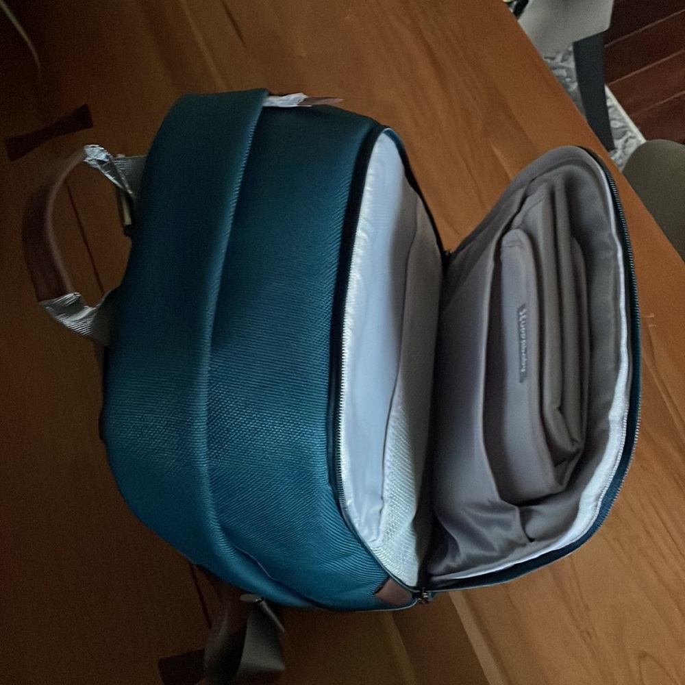Uppababy Changing Backpack. Finn (Deep Sea/Chestnut Leather - Picture 6 of 7